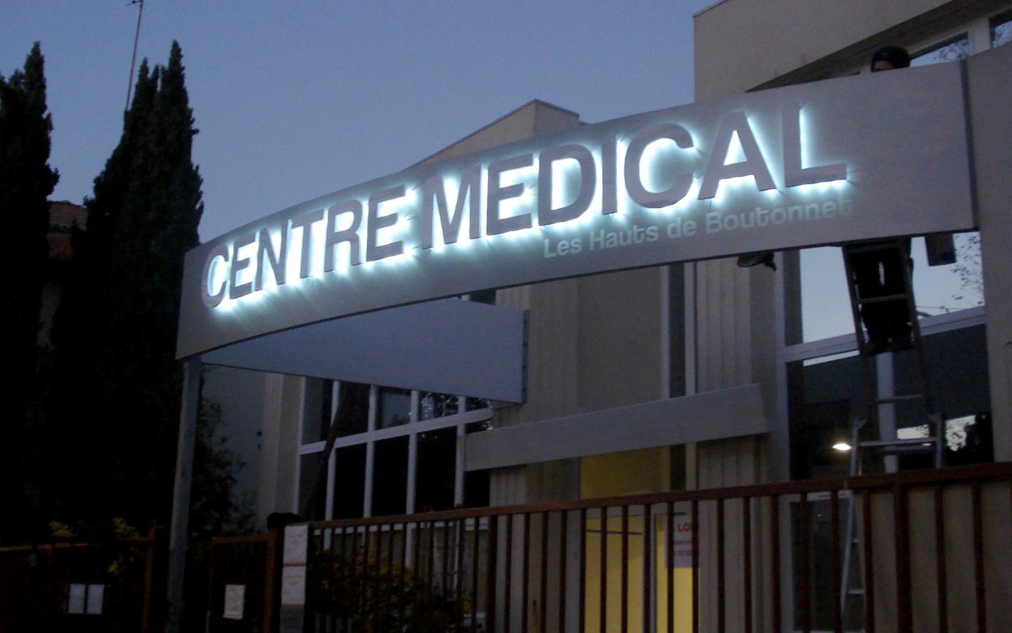 Enseigne Centre Medical Boutonnet