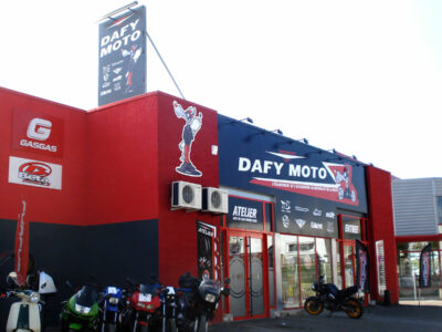 Enseigne Dafy Moto